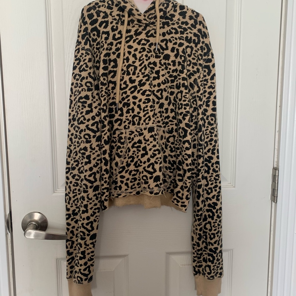 Hollister cropped cheetah print hoodie